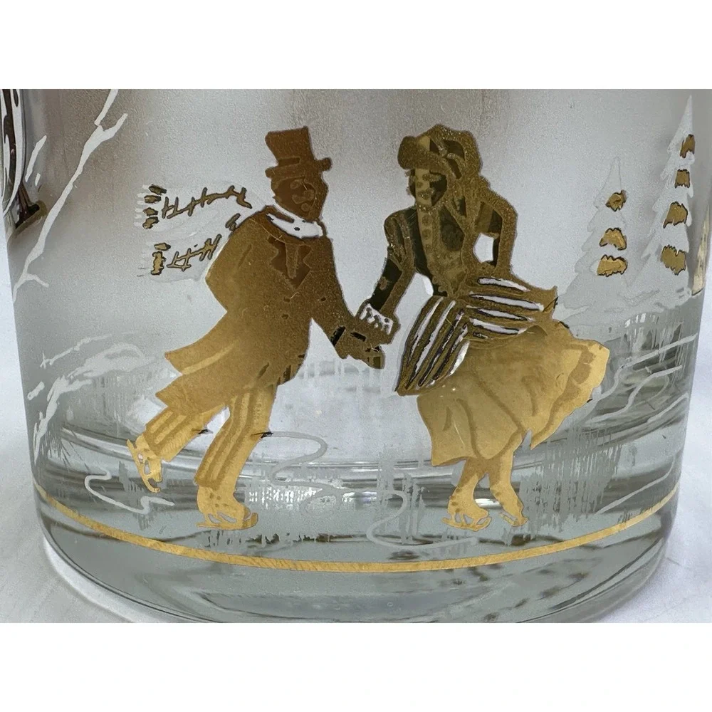 VINTAGE CHRISTMAS CULVER OLD FASHIONED GLASSES WINTER SCENES SLEIGH CAROLING
